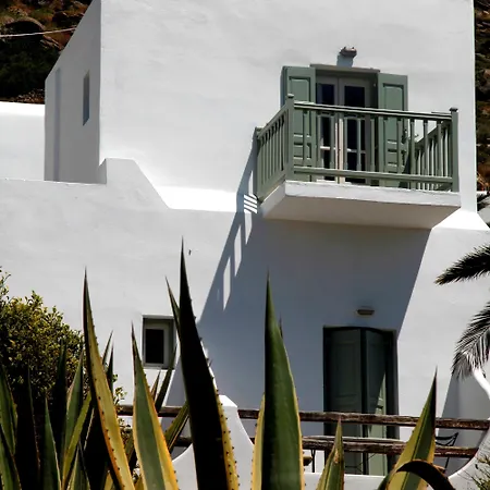 올리아 투를로스