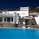 Olia 3* トゥルロス